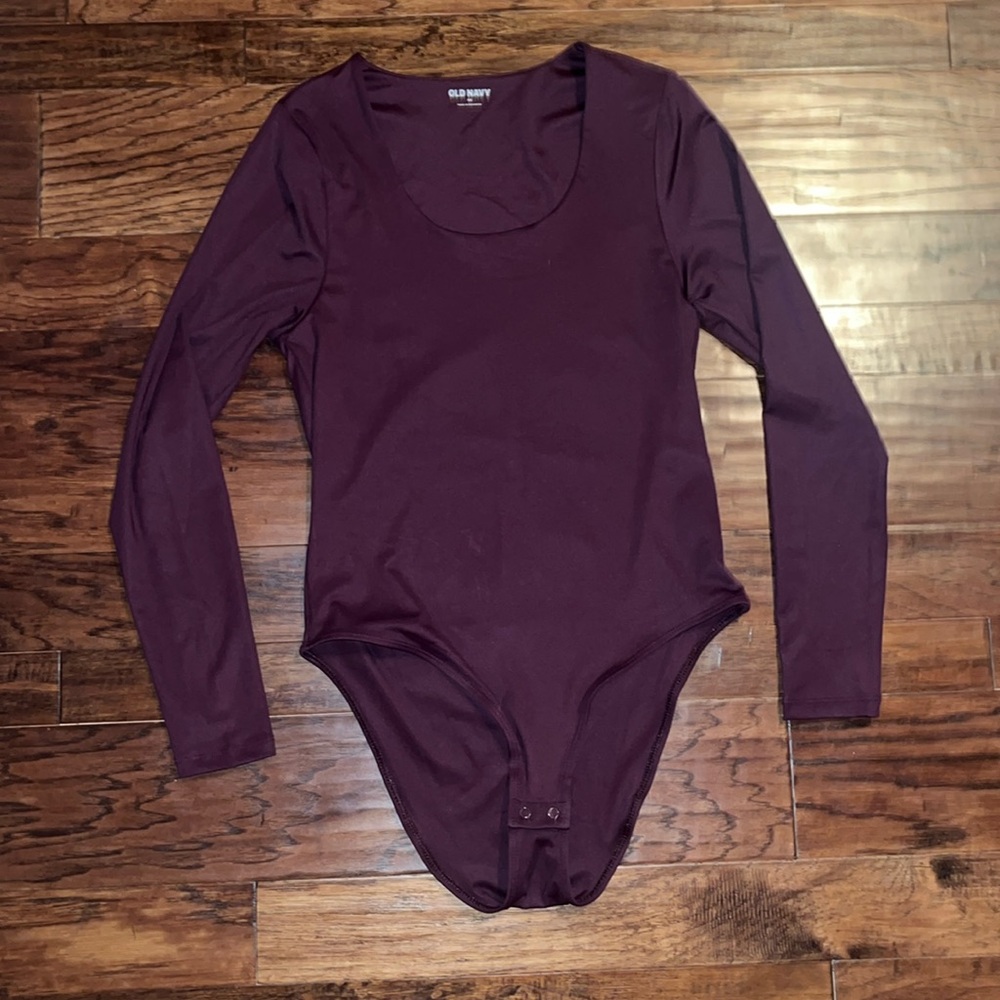 Old navy long sleeve bodysuit